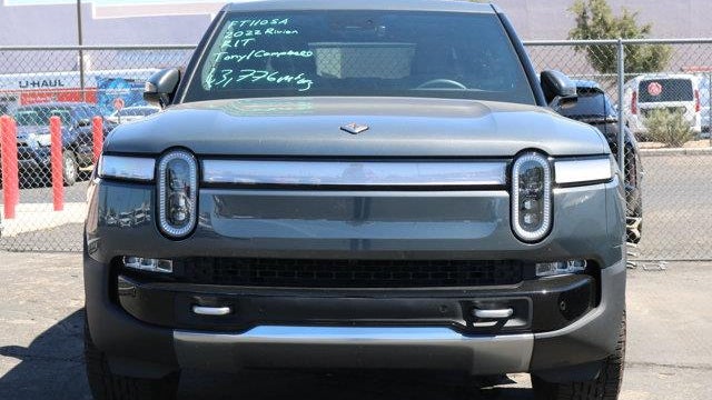 2022 Rivian R1T Adventure