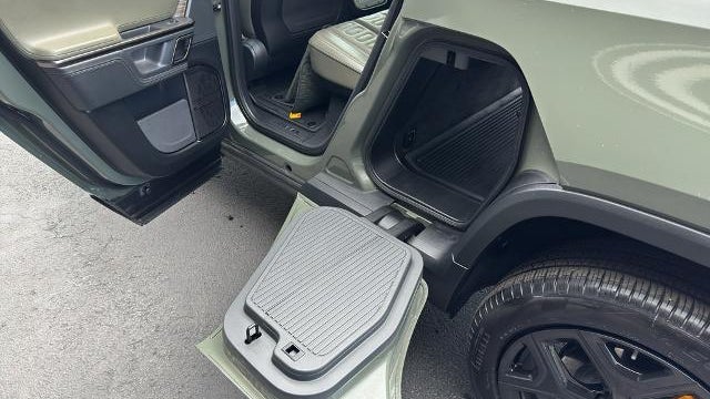 2022 Rivian R1T Launch Edition