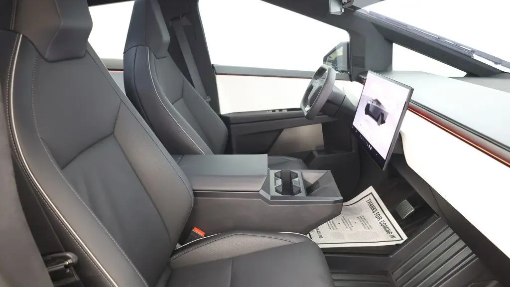 2024 Tesla Cybertruck Base