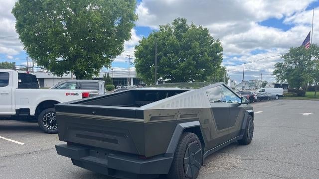 2024 Tesla Cybertruck Base