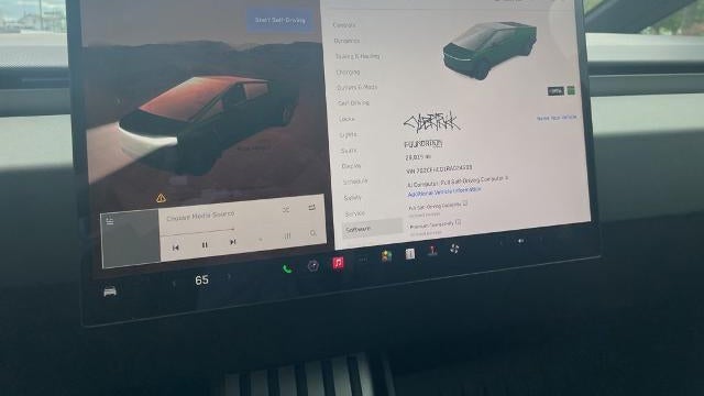 2024 Tesla Cybertruck Base