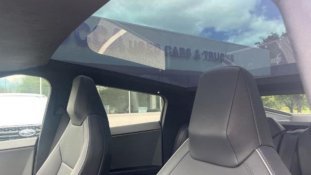 2024 Tesla Cybertruck Base