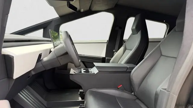 2024 Tesla Cybertruck Base