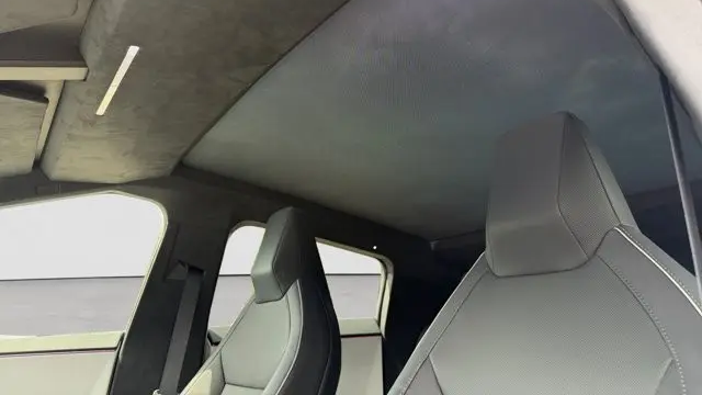 2024 Tesla Cybertruck Base
