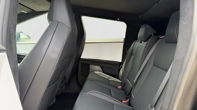 2024 Tesla Cybertruck Base
