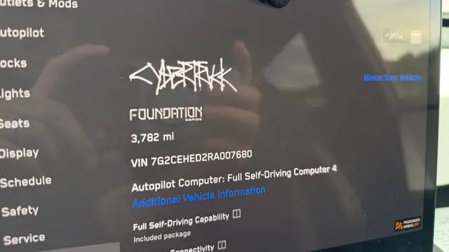 2024 Tesla Cybertruck Base