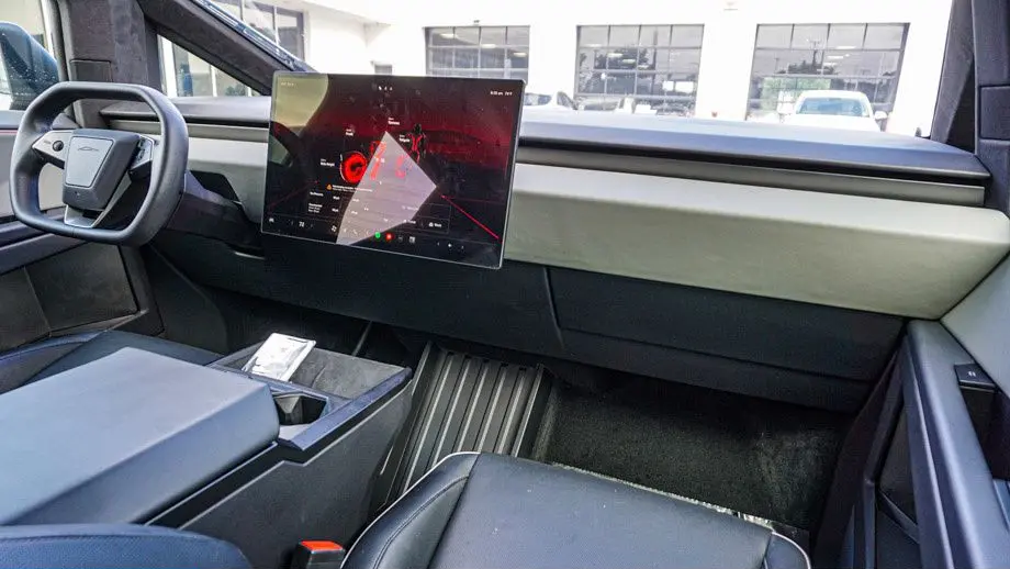 2025 Tesla Cybertruck Base