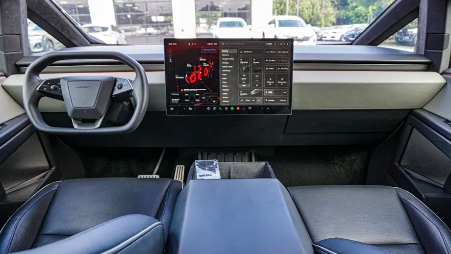 2025 Tesla Cybertruck Base