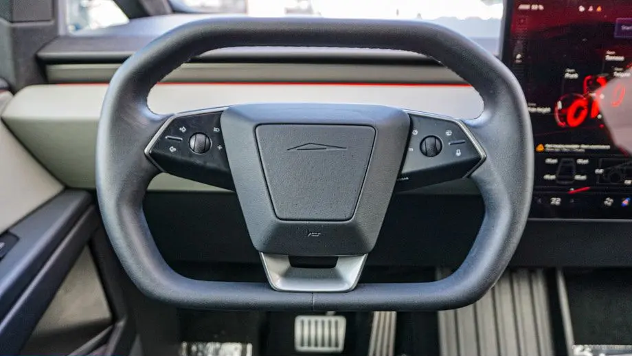 2025 Tesla Cybertruck Base