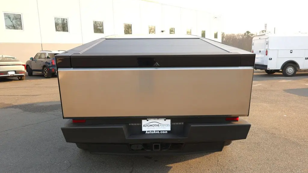 2024 Tesla Cybertruck Base