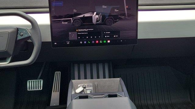 2024 Tesla Cybertruck Cyberbeast