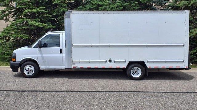 2022 GMC Savana 3500