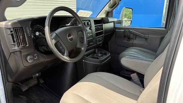 2022 GMC Savana 3500