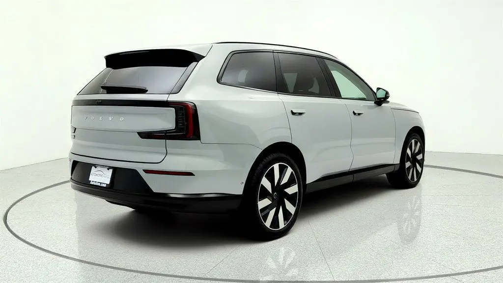 2025 Volvo EX90 Twin Ultra 7P