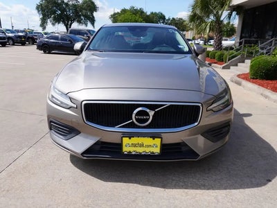 2019 Volvo S60 T5 Momentum 4DR Sedan
