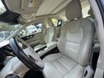 2021 S60 Thumbnail 11