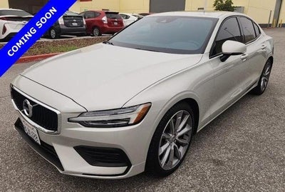 Photo of a 2019 Volvo S60 T5 Momentum 4DR Sedan for sale