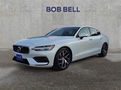 Photo of a 2020 Volvo S60 T5 Momentum 4DR Sedan for sale