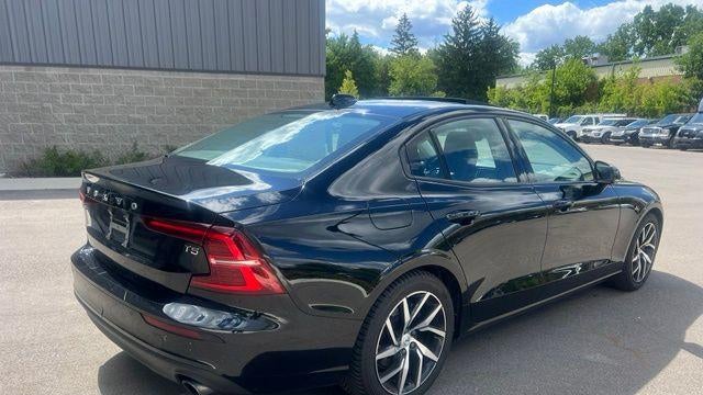 2020 Volvo S60 T5 Momentum