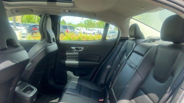 2020 Volvo S60 T5 Momentum