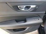 2020 S60 Thumbnail 13