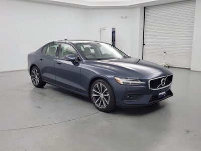 Photo of a 2021 Volvo S60 T5 Momentum 4DR Sedan for sale