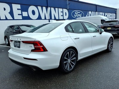 Photo of a 2021 Volvo S60 T5 Momentum 4DR Sedan for sale