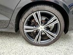 2019 S60 Thumbnail 9