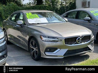 Photo of a 2020 Volvo S60 T5 Inscription 4DR Sedan for sale