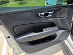 2020 S60 Thumbnail 26