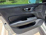 2020 S60 Thumbnail 6