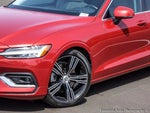 2019 S60 Thumbnail 3