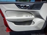 2019 S60 Thumbnail 19