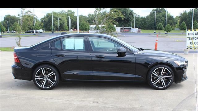 2019 Volvo S60 T5 R-Design