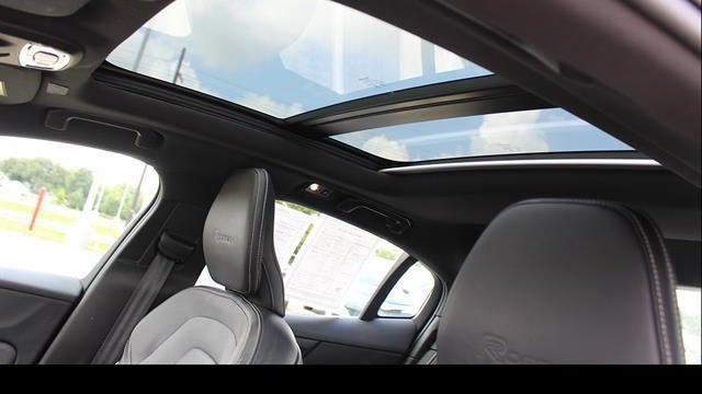 2019 Volvo S60 T5 R-Design