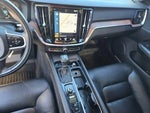 2021 S60 Thumbnail 16