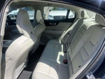 2021 S60 Thumbnail 9
