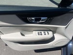 2021 S60 Thumbnail 15