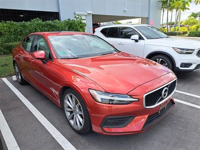 2019 Volvo S60 AWD T6 Momentum 4DR Sedan