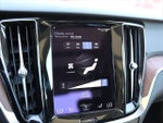 2021 S60 Thumbnail 24