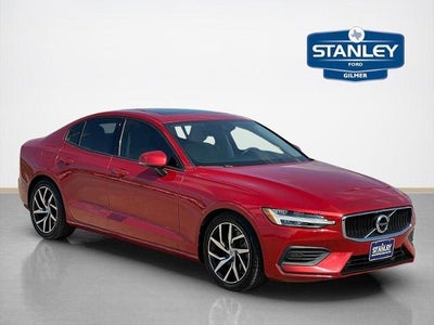 Photo of a 2020 Volvo S60 AWD T6 Momentum 4DR Sedan for sale