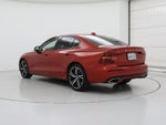 2021 S60 Thumbnail 2