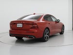 2021 S60 Thumbnail 8