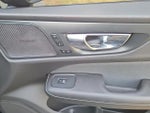 2019 S60 Thumbnail 25