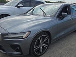 2019 S60 Thumbnail 2