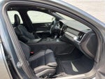 2019 S60 Thumbnail 23
