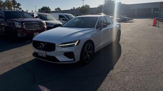 Preowned 2021 Volvo S60 Recharge T8 R-Design Expression for Sale