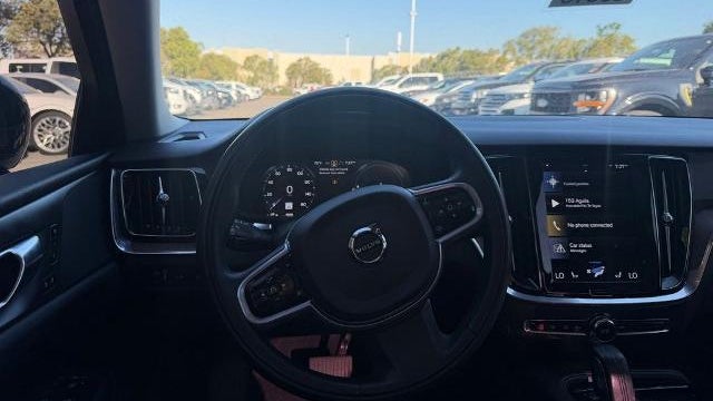 2021 Volvo S60 Recharge T8 R-Design Expression