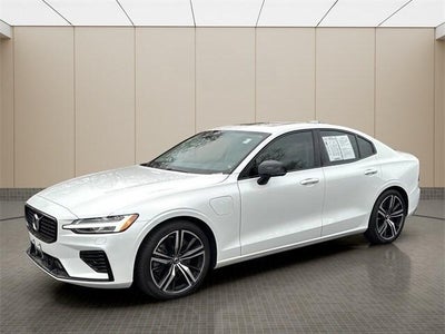 Photo of a 2022 Volvo S60 Recharge Eawd T8 R-Design Expression 4DR Sedan for sale