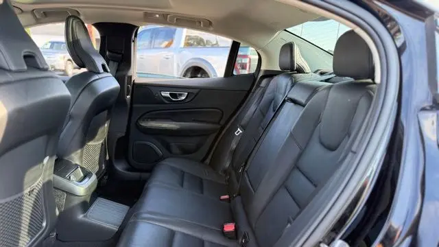 2023 Volvo S60 Recharge T8 Plus Dark Theme
